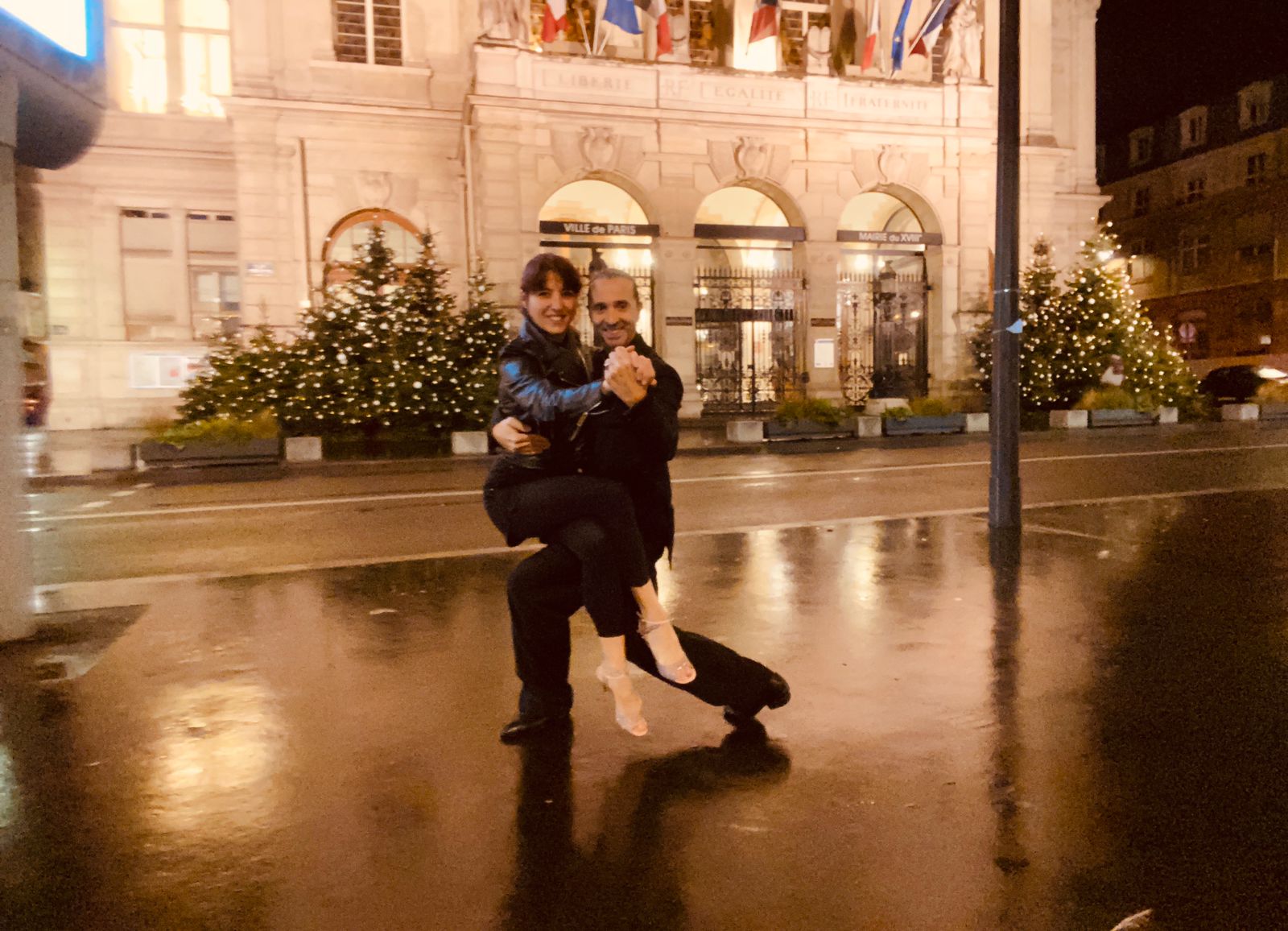 Clase Especial Tango en Paris con Sandrine Navarro...Merci pour votre invitation!!